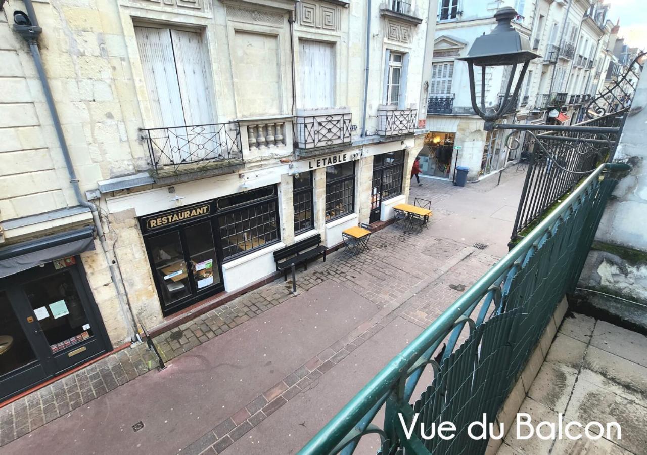 "Colbert Triplex" 3 Chambres - Balcon - Patio - Cathedrale Tours Exterior photo